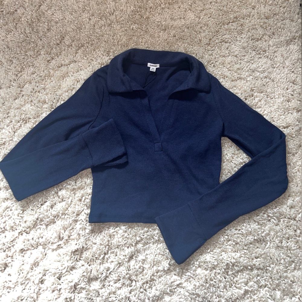 NAVY COLLARED LONG SLEEVE